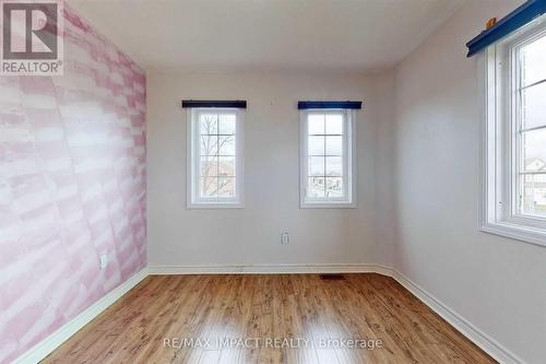 2 Macmillan Avenue, Whitby, ON - Indoor Photo Showing Other Room