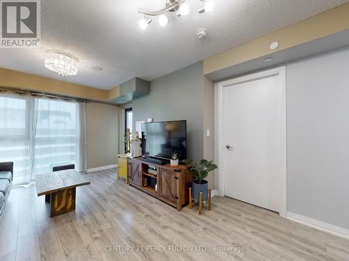 1504 - 2152 Lawrence Avenue E, Toronto, ON - Indoor Photo Showing Other Room