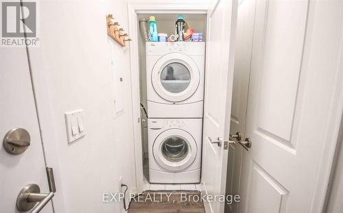 2202 - 75 East Liberty Street, Toronto, ON - Indoor Photo Showing Laundry Room