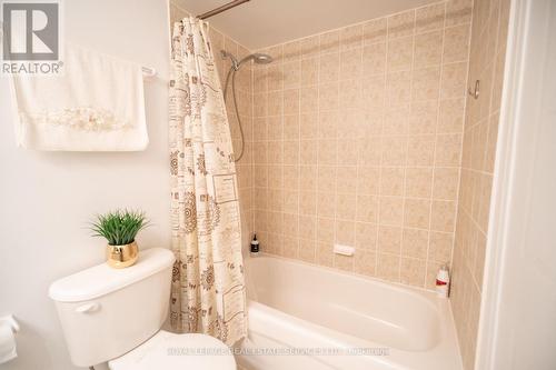 102 - 3108 Eglinton Avenue W, Mississauga, ON - Indoor Photo Showing Bathroom