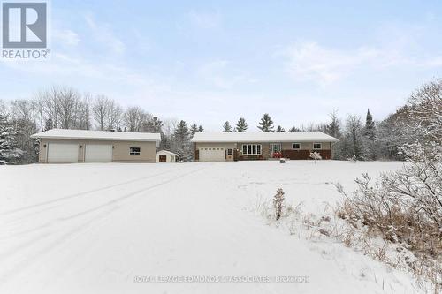 884 Witt Road, Laurentian Valley, ON - Outdoor