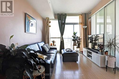 1902 - 75 Queens Wharf Road, Toronto, ON - Indoor Photo Showing Living Room