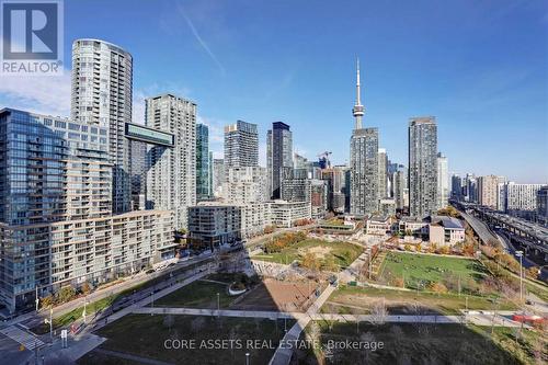 1902 - 75 Queens Wharf Road, Toronto, ON - Outdoor