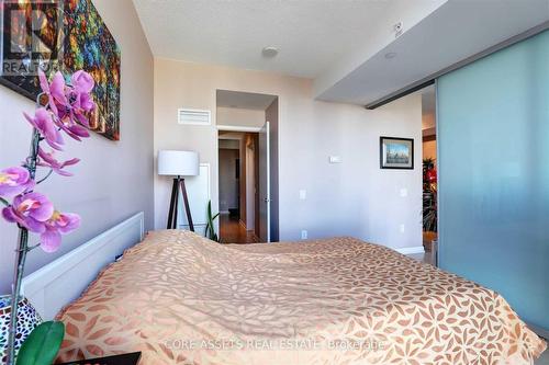 1902 - 75 Queens Wharf Road, Toronto, ON - Indoor Photo Showing Bedroom