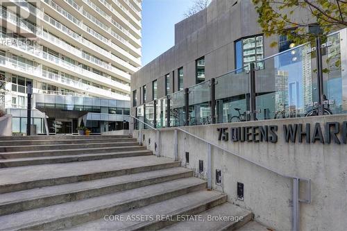 1902 - 75 Queens Wharf Road, Toronto, ON - Outdoor