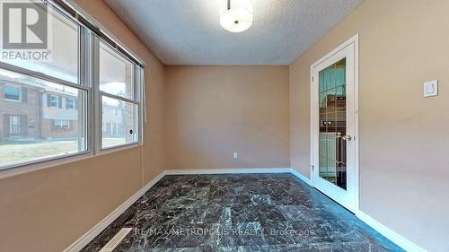 12 - 2051 Bridletowne Circle, Toronto, ON - Indoor Photo Showing Other Room