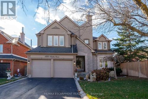 1225 Saddler Circle, Oakville, ON - Outdoor With Facade