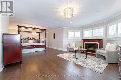 1225 Saddler Circle, Oakville, ON - Indoor Photo Showing Living Room With Fireplace