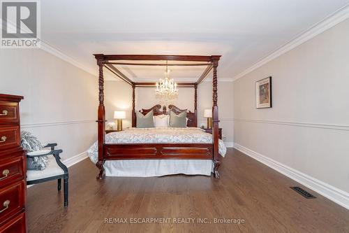 1225 Saddler Circle, Oakville, ON - Indoor Photo Showing Bedroom