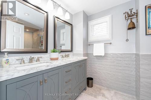 1225 Saddler Circle, Oakville, ON - Indoor Photo Showing Bathroom