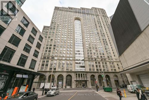 2103 - 25 The Esplanade, Toronto, ON - Outdoor With Facade