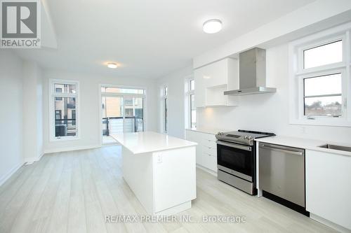 120 Brockley Drive, Toronto, ON - Indoor Photo Showing Kitchen