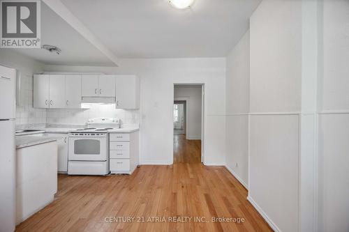 1860 Gerrard Street E, Toronto, ON - Indoor Photo Showing Kitchen