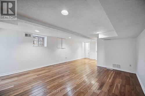 1860 Gerrard Street E, Toronto, ON - Indoor Photo Showing Other Room