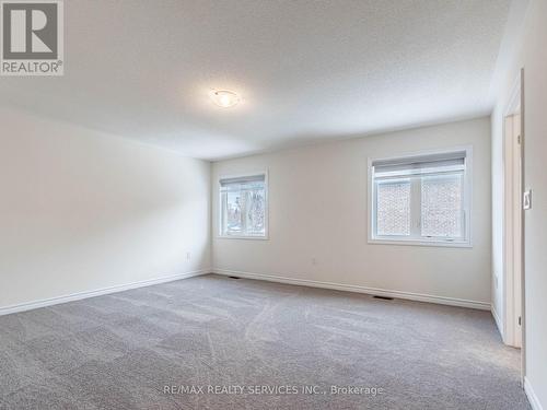 337 Fleetwood Drive, Oshawa, ON - Indoor Photo Showing Other Room