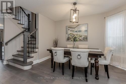 264 Wise Crossing, Milton, ON - Indoor Photo Showing Dining Room