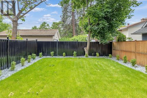 705 Raymer Road, Kelowna, BC - Outdoor