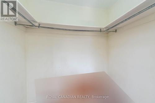 1428 Park Road S, Oshawa, ON - Indoor With Storage