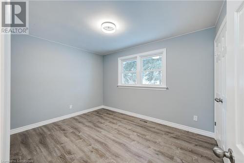 236 Berwick Street, Woodstock, ON - Indoor Photo Showing Other Room