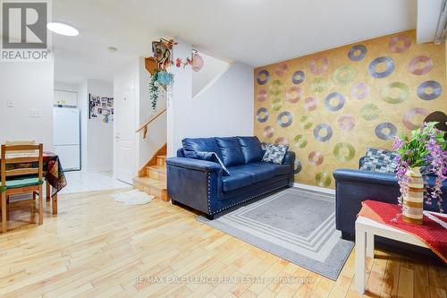 54 Whiteface Crescent, Brampton, ON - Indoor Photo Showing Living Room