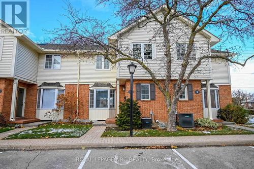 2 - 275 Pelham Road N, St. Catharines (462 - Rykert/Vansickle), ON - Outdoor With Facade