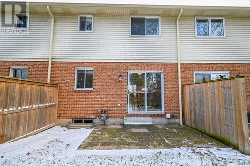 2 - 275 Pelham Road N, St. Catharines (462 - Rykert/Vansickle), ON - Outdoor With Exterior