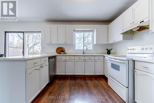 2 - 275 Pelham Road N, St. Catharines (462 - Rykert/Vansickle), ON - Indoor Photo Showing Kitchen