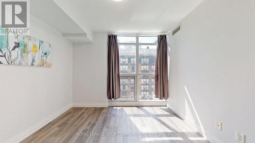 1701 - 21 Carlton Street, Toronto, ON - Indoor Photo Showing Other Room