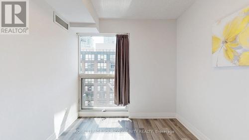 1701 - 21 Carlton Street, Toronto, ON - Indoor Photo Showing Other Room