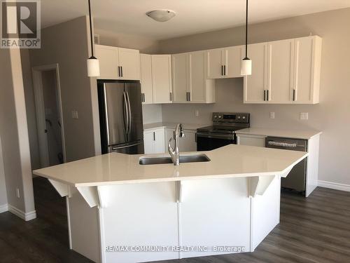 32 Gardiner Street, Belleville, ON - Indoor Photo Showing Kitchen With Double Sink