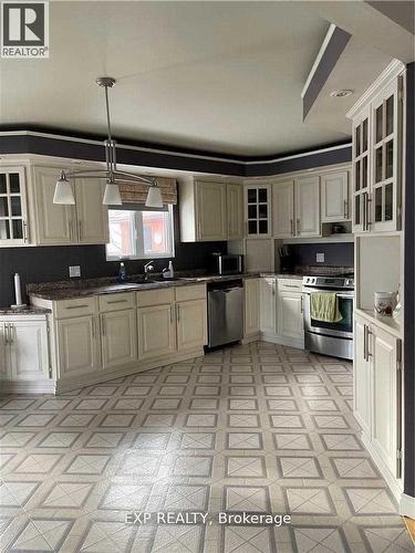 195 Carrie Street, West Nipissing, ON - Indoor Photo Showing Kitchen