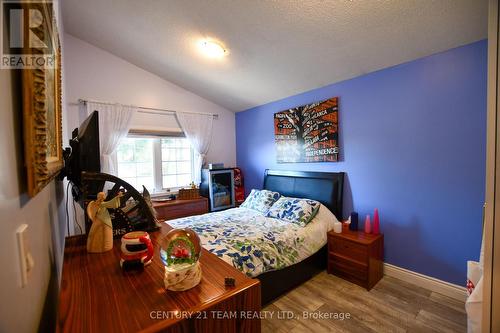 179 Daniel Street, Erin, ON - Indoor Photo Showing Bedroom