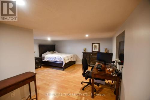 179 Daniel Street, Erin, ON - Indoor Photo Showing Bedroom