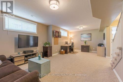 140 - 301 Carnegie Avenue, Peterborough (Northcrest), ON - Indoor