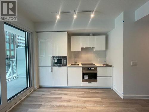 1436 - 230 Simcoe Street, Toronto, ON - Indoor Photo Showing Kitchen