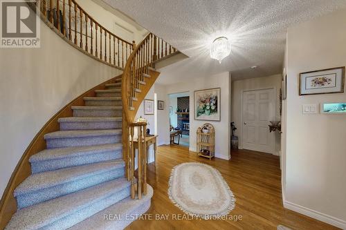 42 Gaslight Crescent, Toronto, ON - Indoor Photo Showing Other Room