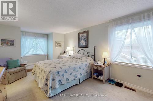 42 Gaslight Crescent, Toronto, ON - Indoor Photo Showing Bedroom