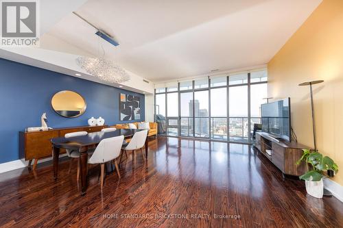 4404 - 33 Charles Street E, Toronto, ON - Indoor Photo Showing Dining Room