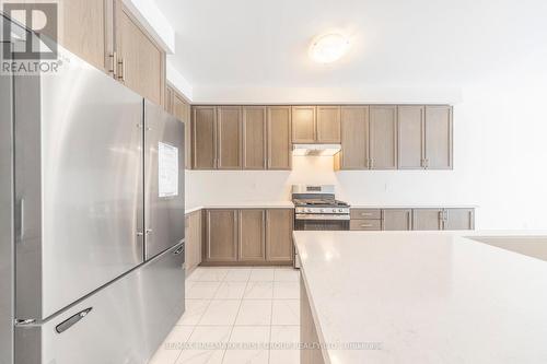 2193 Crystal Drive, Oshawa, ON - Indoor Photo Showing Kitchen