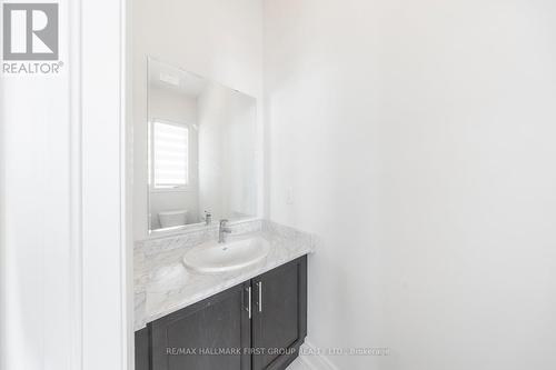 2193 Crystal Drive, Oshawa, ON - Indoor Photo Showing Bathroom