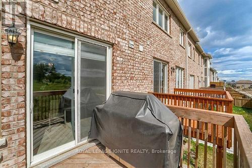 3460 Vernon Powell Drive, Oakville, ON - Outdoor