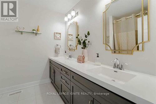 3460 Vernon Powell Drive, Oakville, ON - Indoor Photo Showing Bathroom