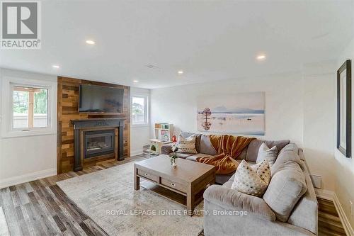 3460 Vernon Powell Drive, Oakville, ON - Indoor Photo Showing Living Room With Fireplace