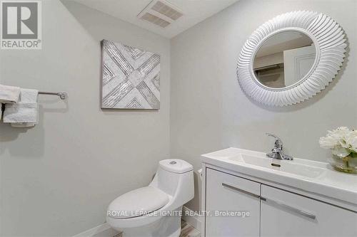 3460 Vernon Powell Drive, Oakville, ON - Indoor Photo Showing Bathroom