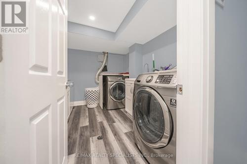 3 Greenwich Circle, Brampton, ON - Indoor Photo Showing Laundry Room