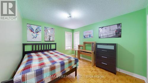 5869 Yachtsman Crossing, Mississauga, ON - Indoor Photo Showing Bedroom