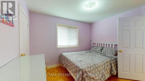 5869 Yachtsman Crossing, Mississauga, ON - Indoor Photo Showing Bedroom