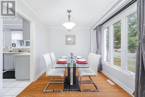 3050 Lenester Drive, Mississauga, ON - Indoor Photo Showing Dining Room