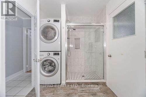 3050 Lenester Drive, Mississauga, ON - Indoor Photo Showing Laundry Room