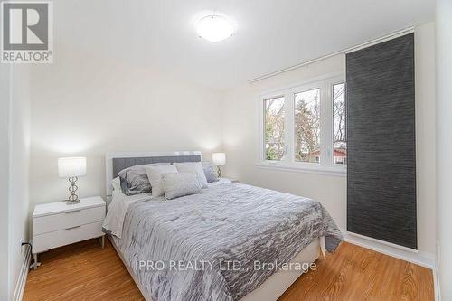 3050 Lenester Drive, Mississauga, ON - Indoor Photo Showing Bedroom